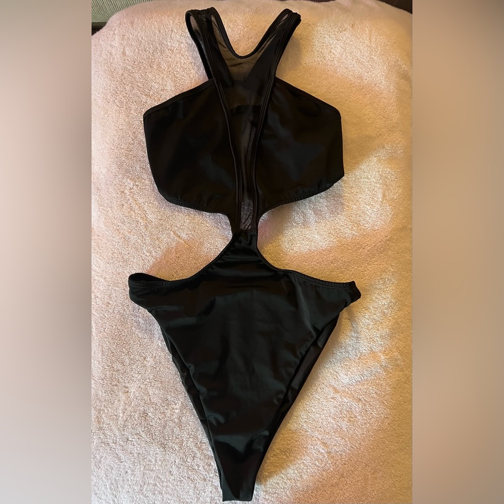 Tower swimwear